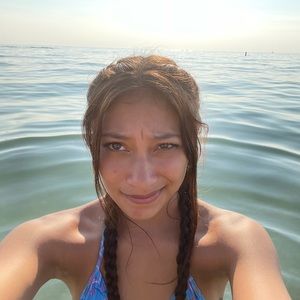 Meet your Posher, Ana